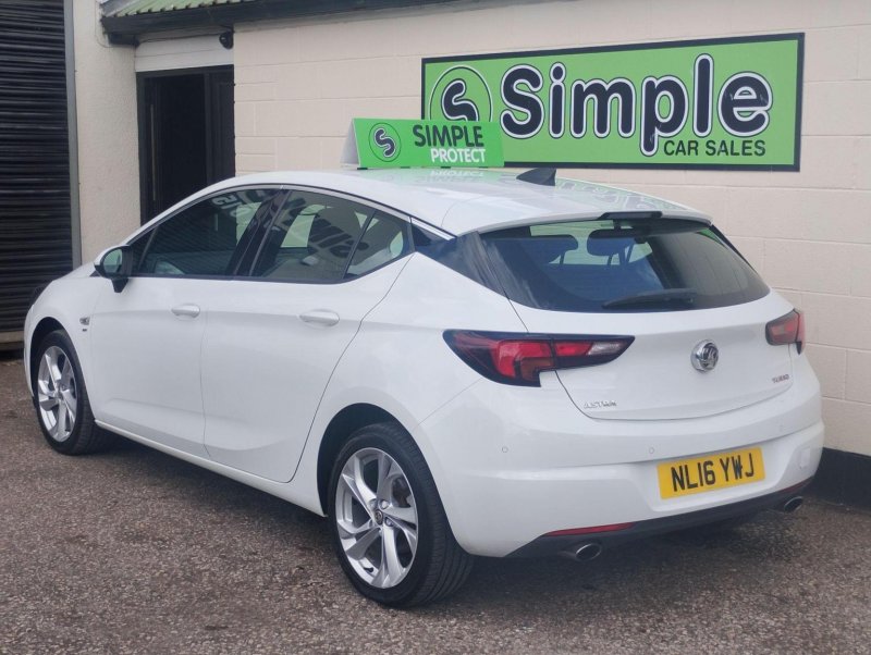 VAUXHALL ASTRA