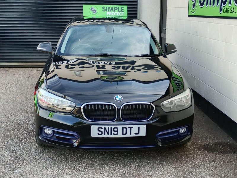 BMW 1 SERIES