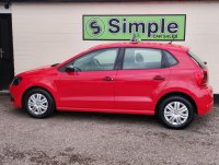VOLKSWAGEN POLO