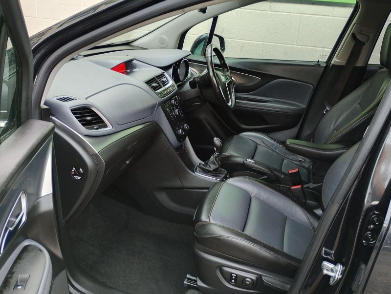 VAUXHALL MOKKA