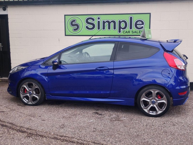 FORD FIESTA