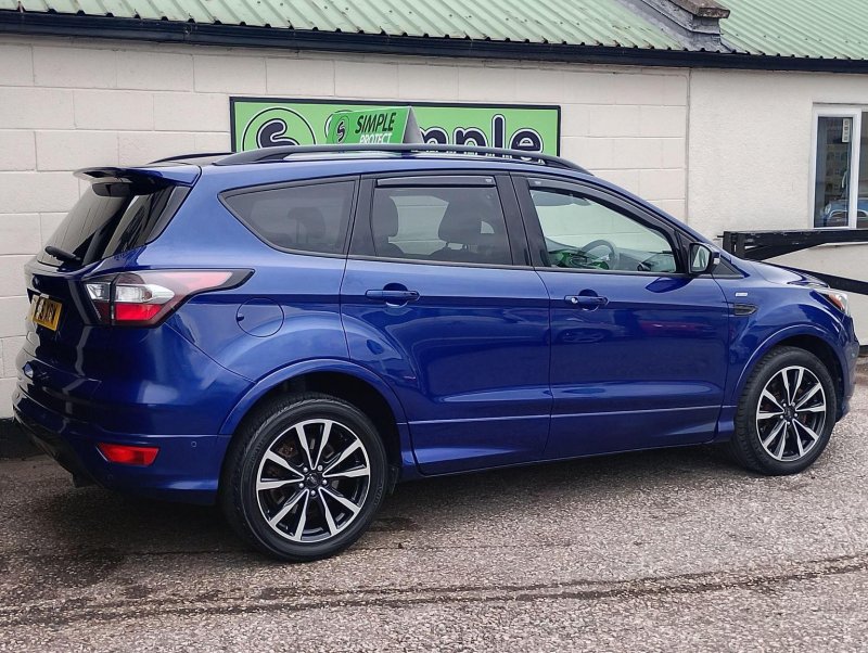 FORD KUGA