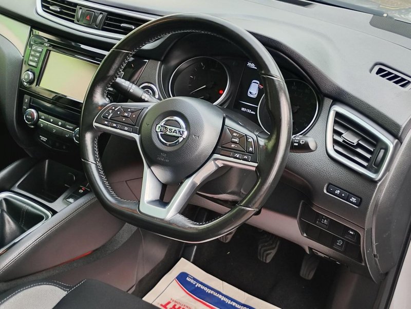 NISSAN QASHQAI