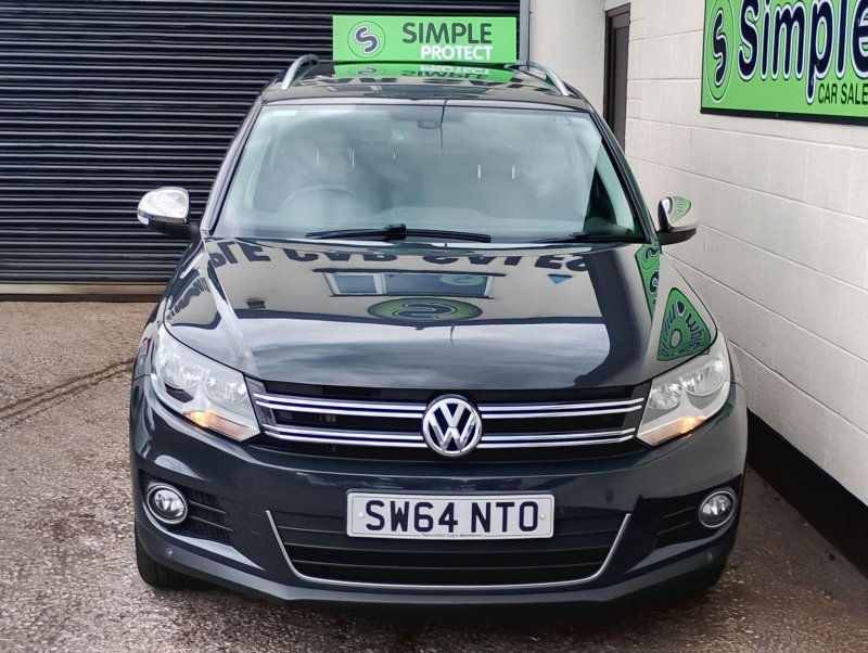 VOLKSWAGEN TIGUAN